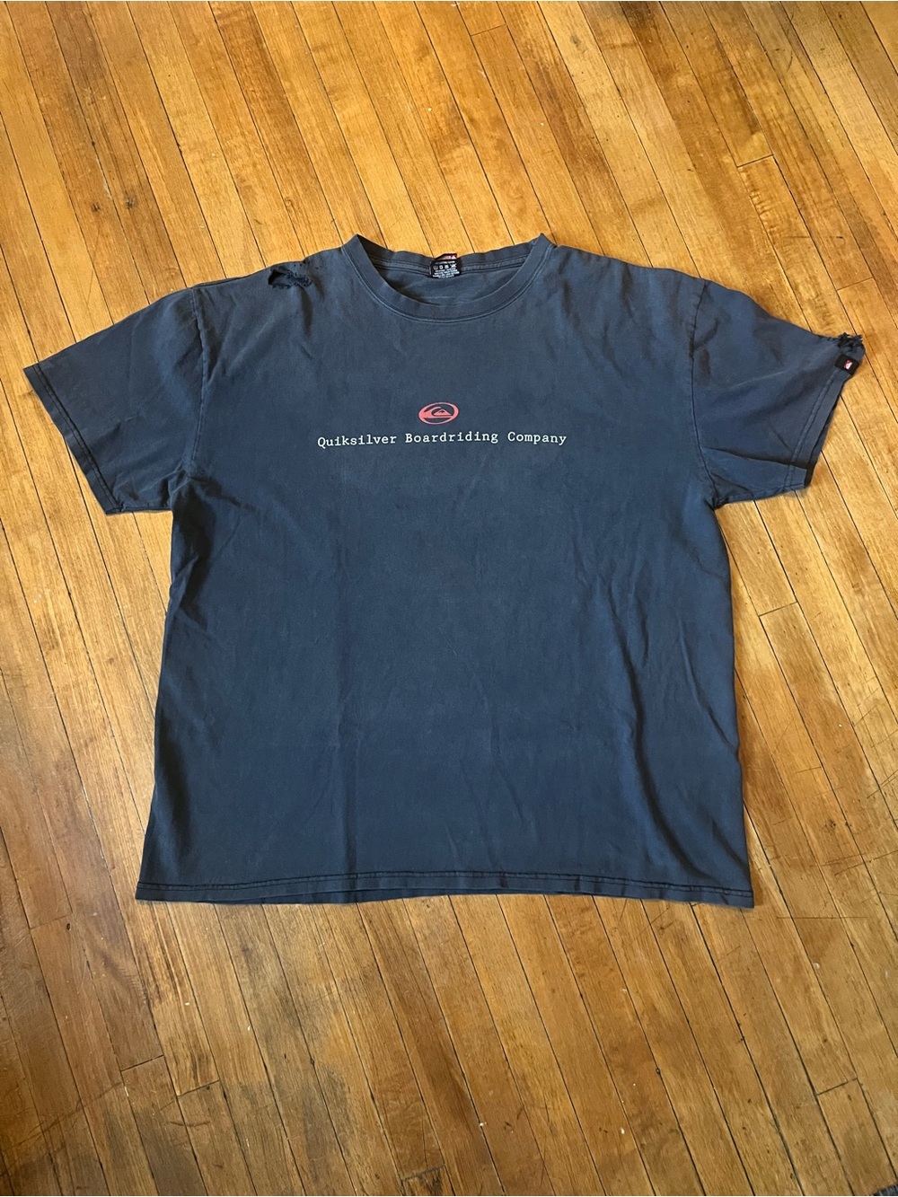 Vintage Y2K Quicksilver Logo T-shirt Skate
